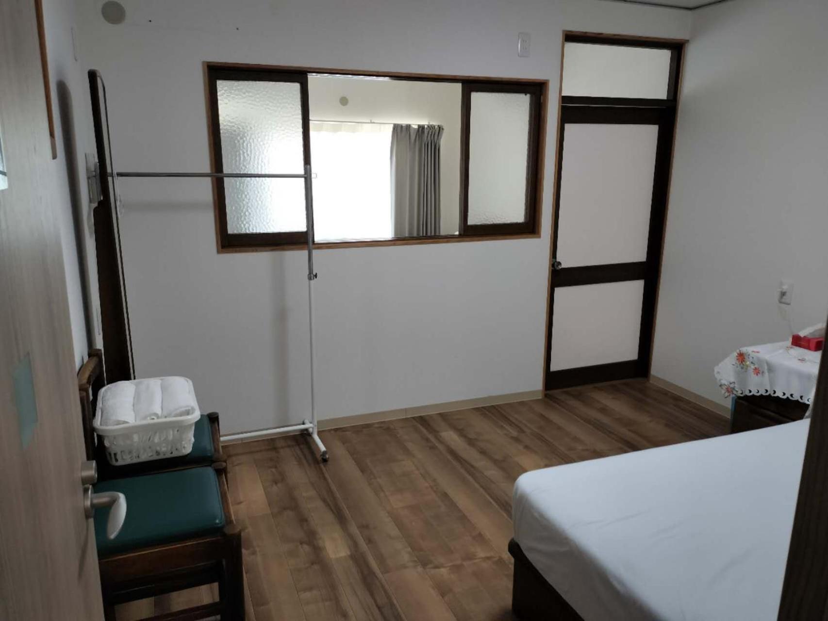 Guesthouse Atelier Ten 民泊アトリエ天 โอซาก้า ภายนอก รูปภาพ